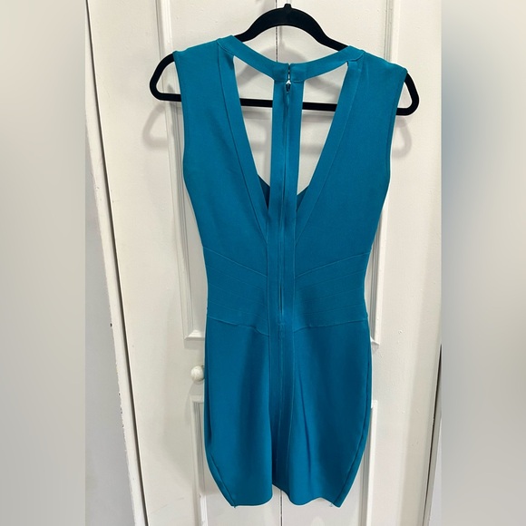 Marciano Bodycon Dress 💙 - Picture 5 of 8